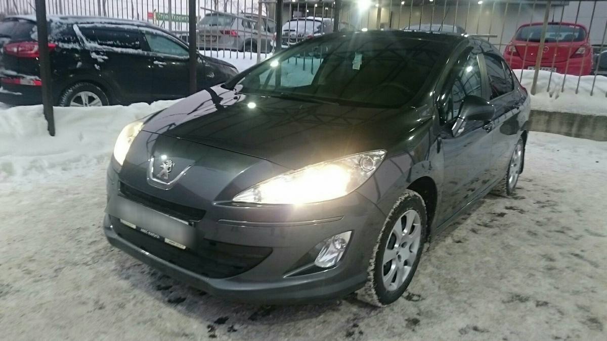 Peugeot 408