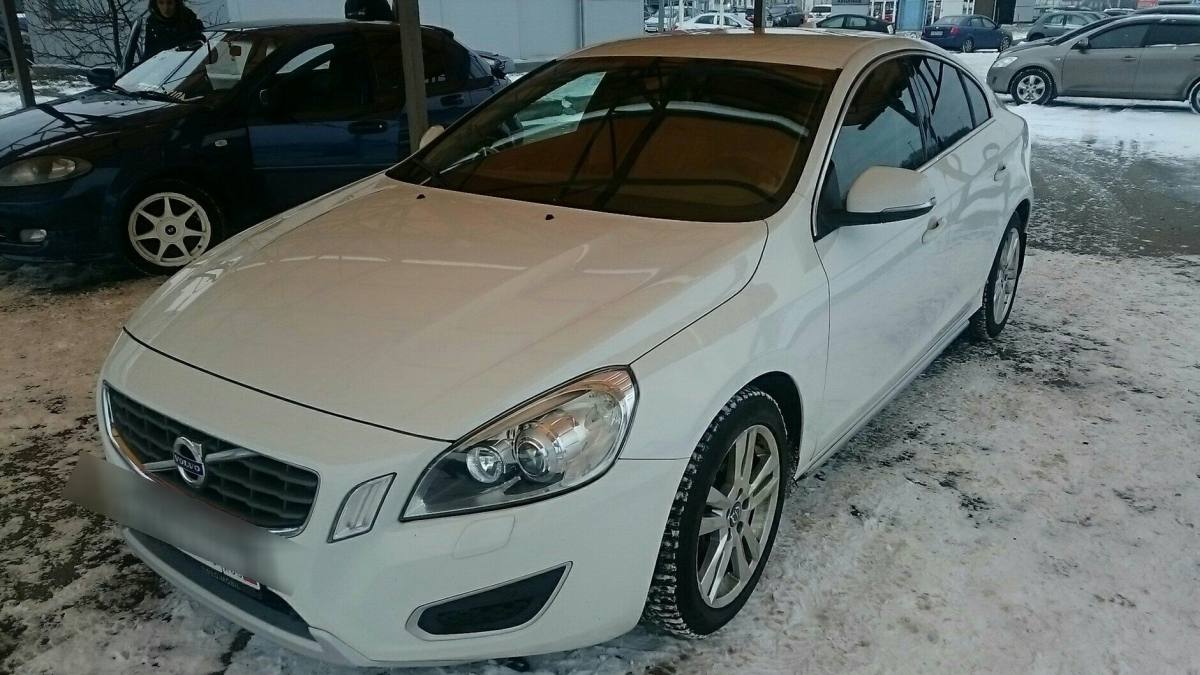 Volvo S60 II