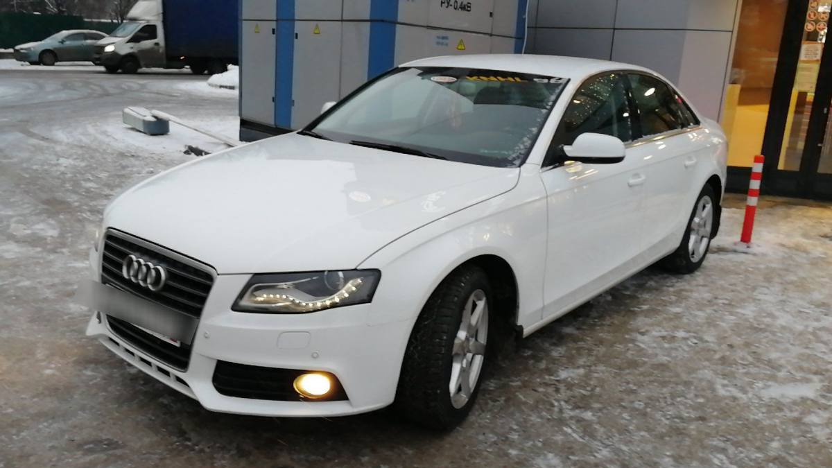 Audi A4 IV (B8)