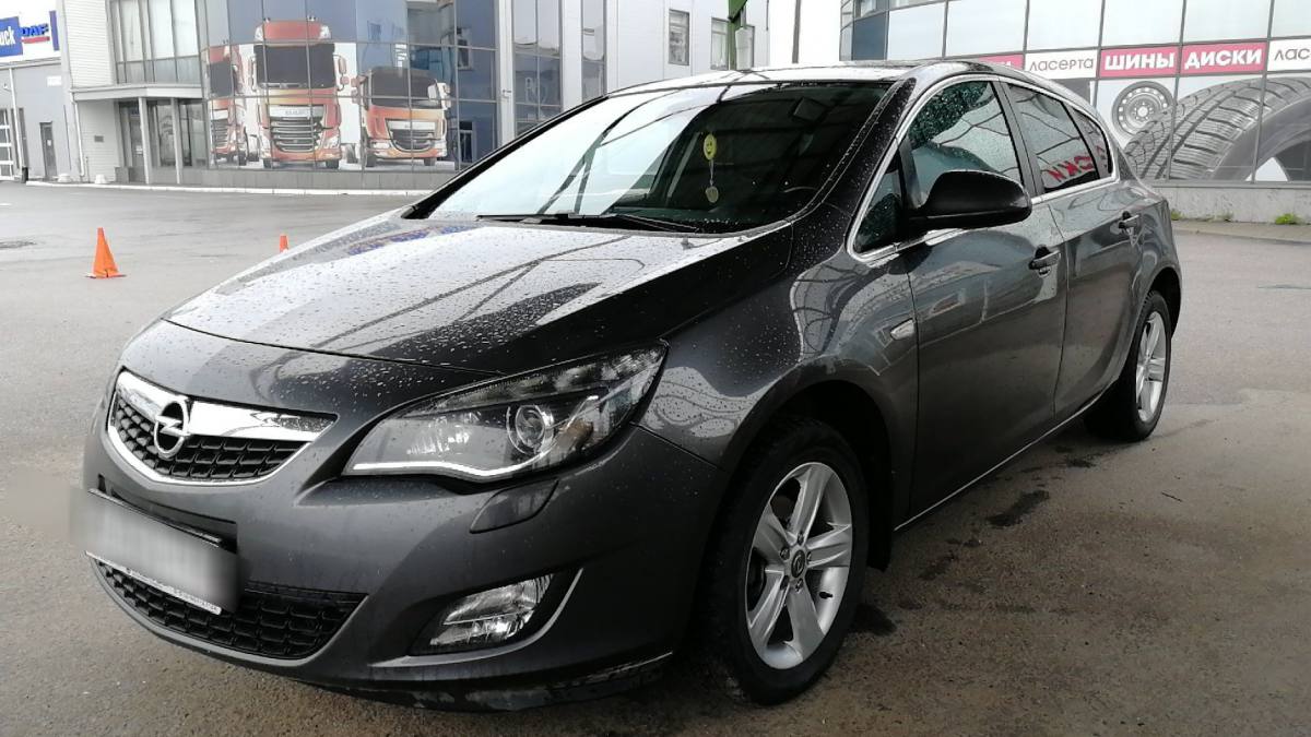 Opel Astra J