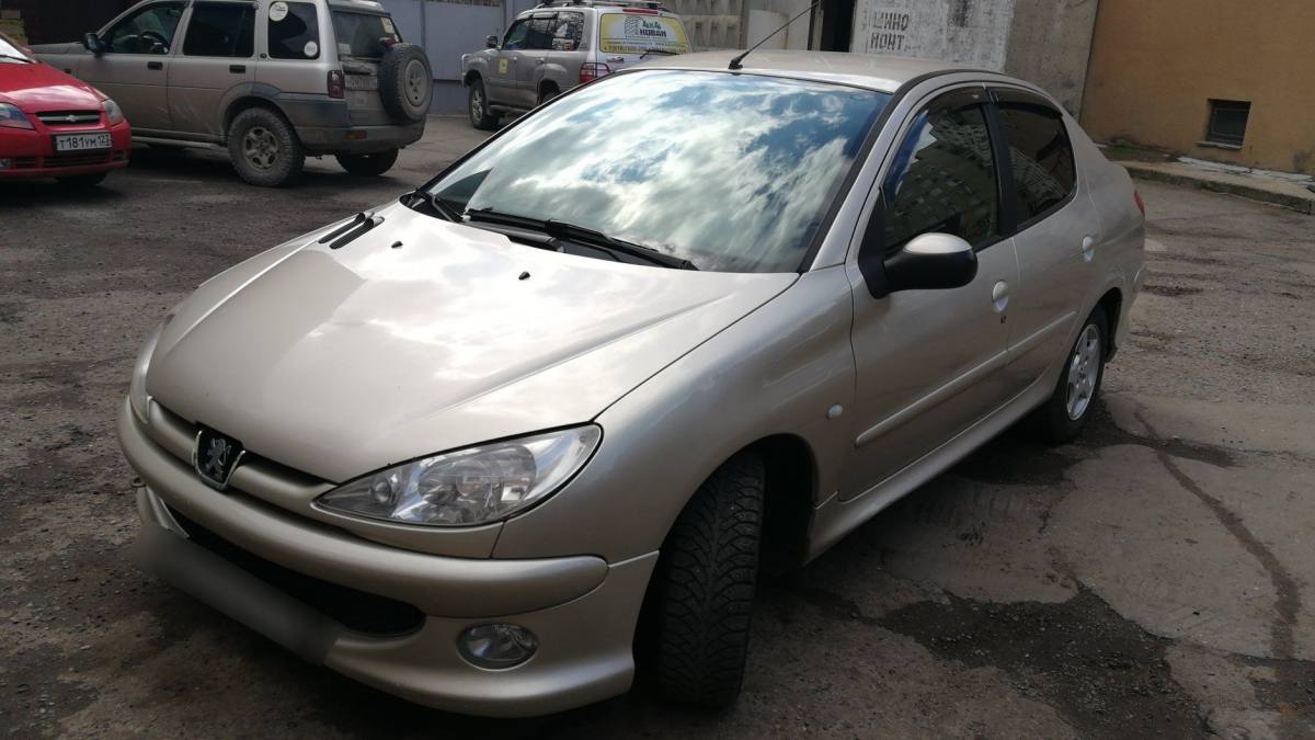 Peugeot 206