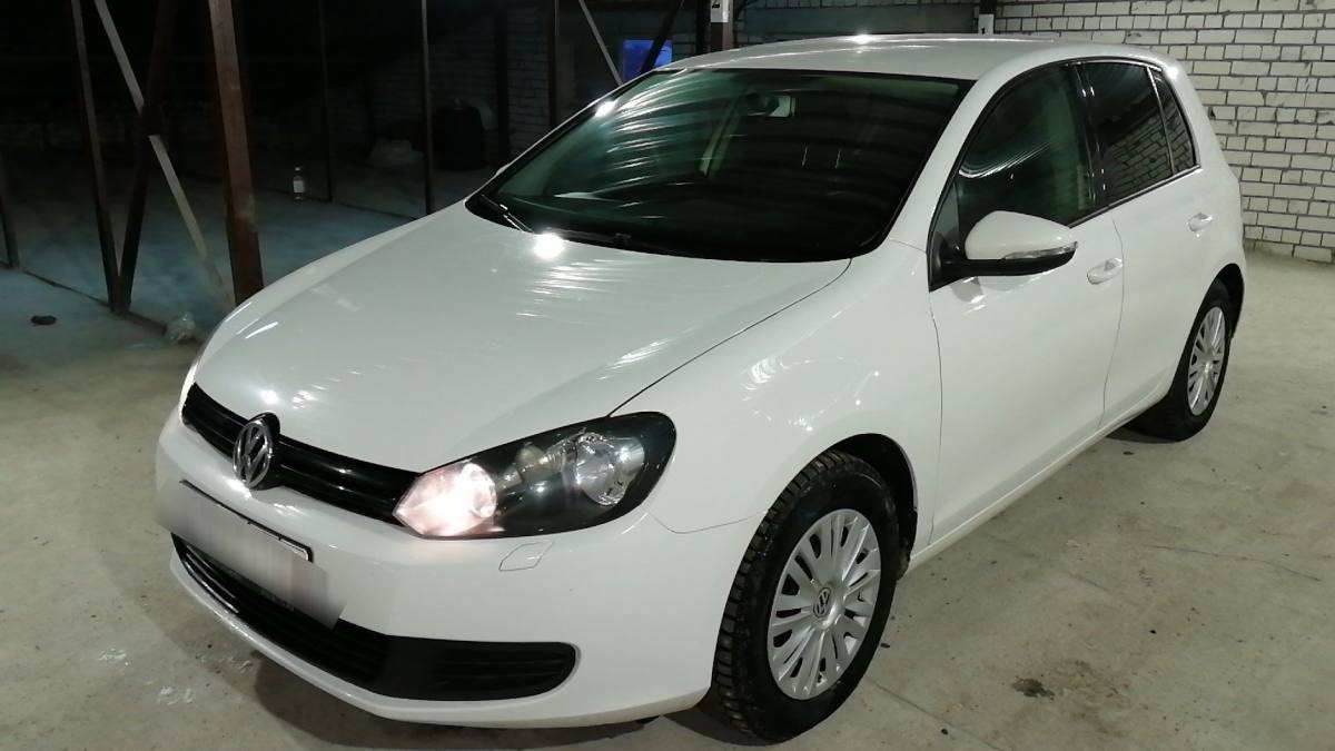 Volkswagen Golf VI