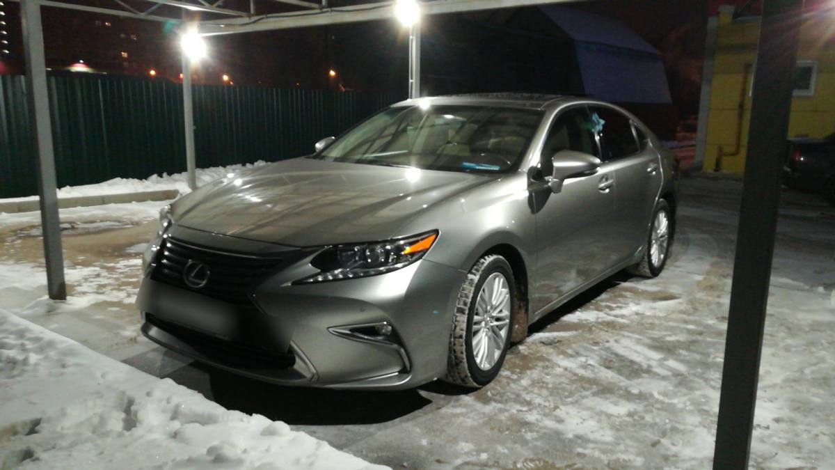 Lexus ES VI