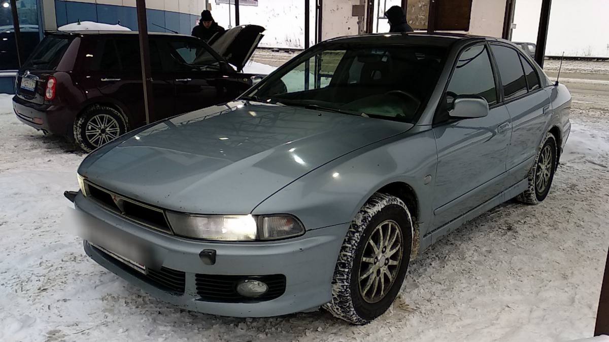 Mitsubishi Galant VIII