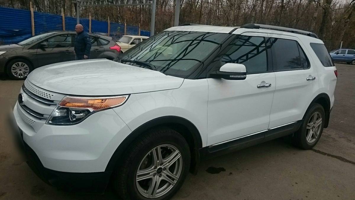 Ford Explorer V