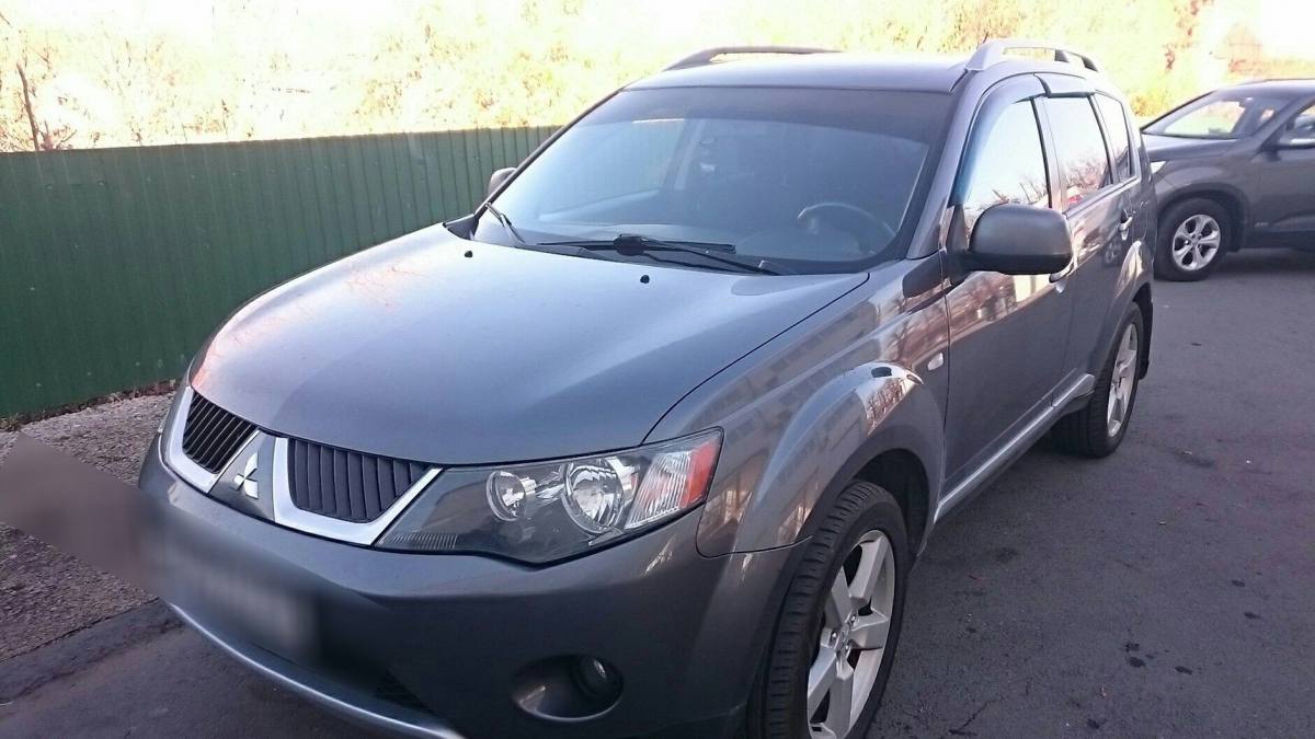 Mitsubishi Outlander II