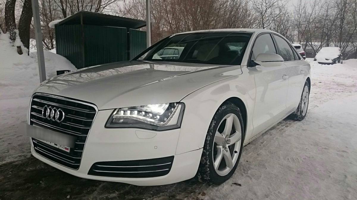 Audi A8 III (D4)
