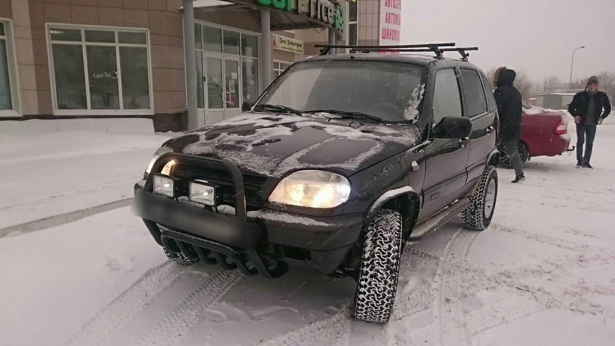 Chevrolet Niva I