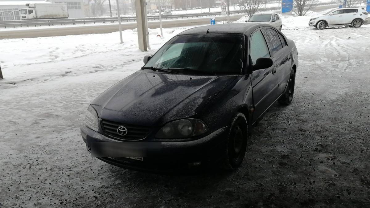 Toyota Avensis I Рестайлинг 1.6 MT (110 л.с.) [2001]