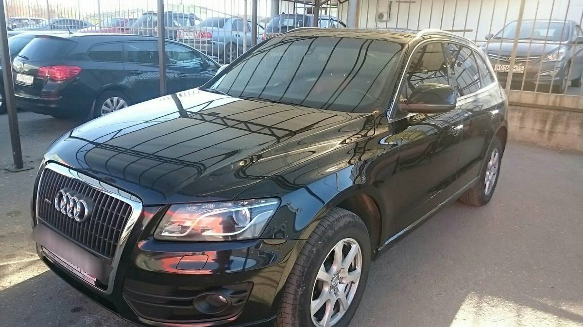 Audi Q5 I 2.0 AT (211 л.с.) 4WD [2010]