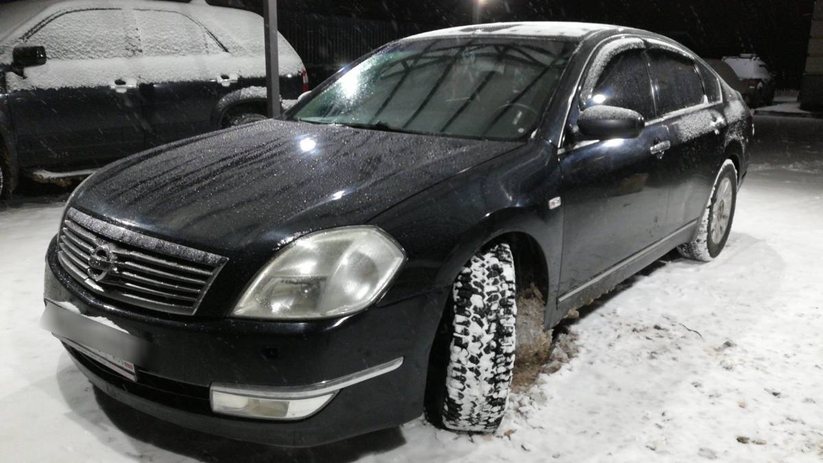 Nissan Teana I