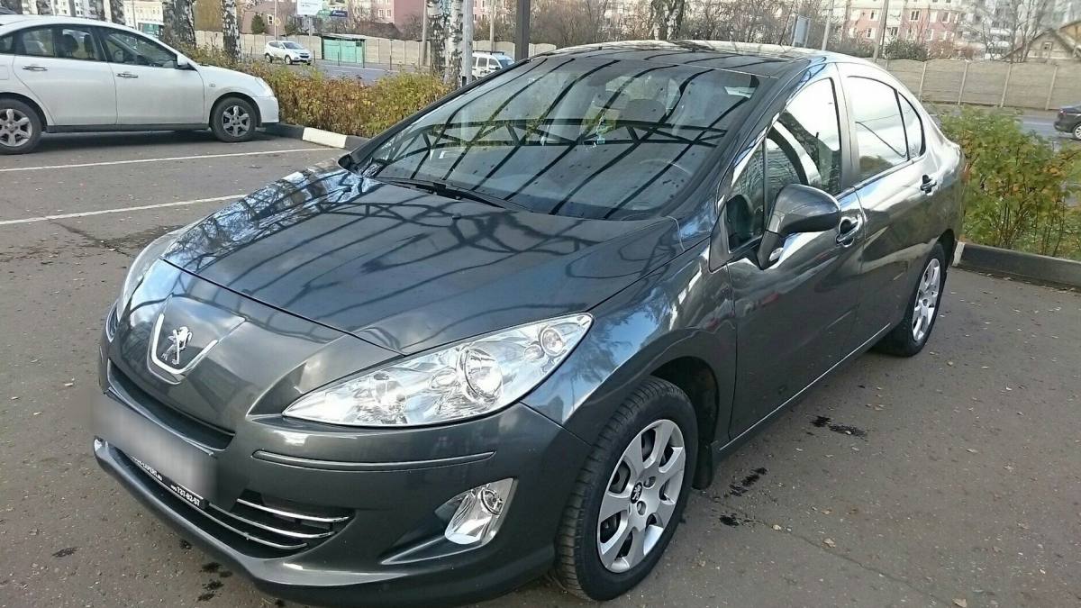 Peugeot 408