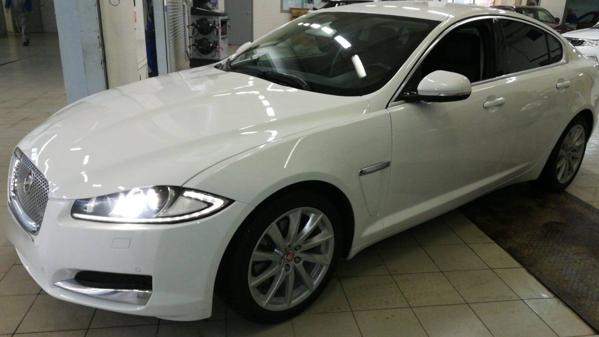 Jaguar XF I Рестайлинг