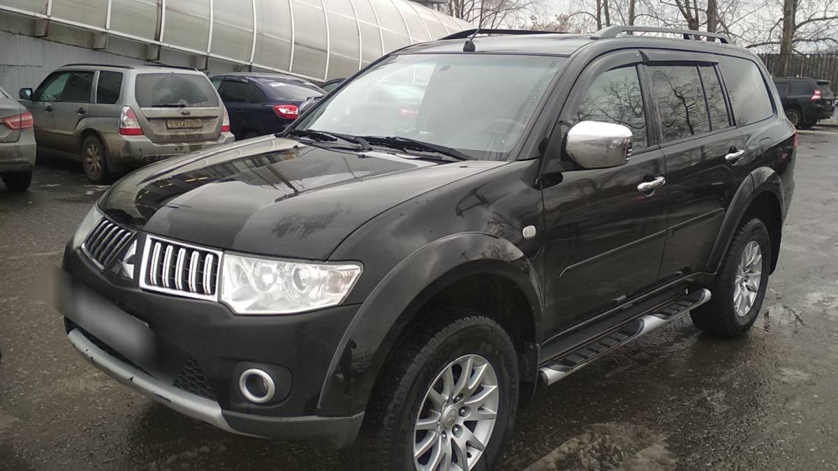 Mitsubishi Pajero Sport II