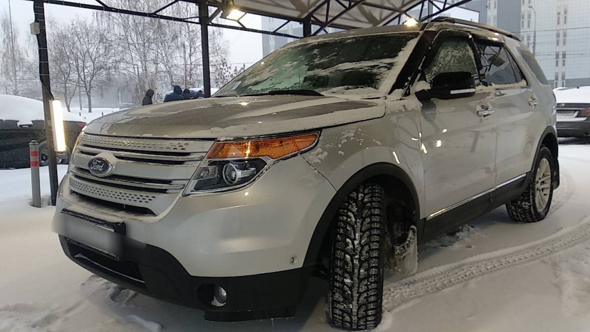 Ford Explorer V