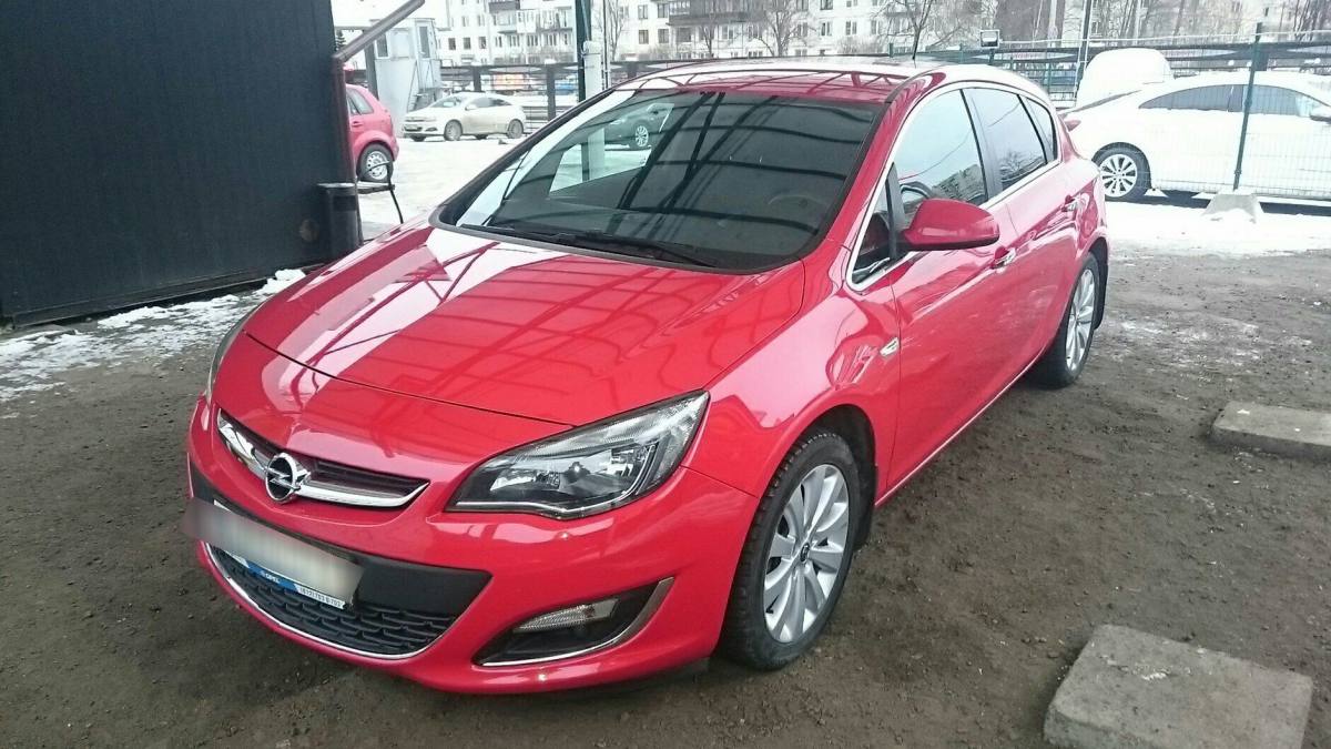 Opel Astra J