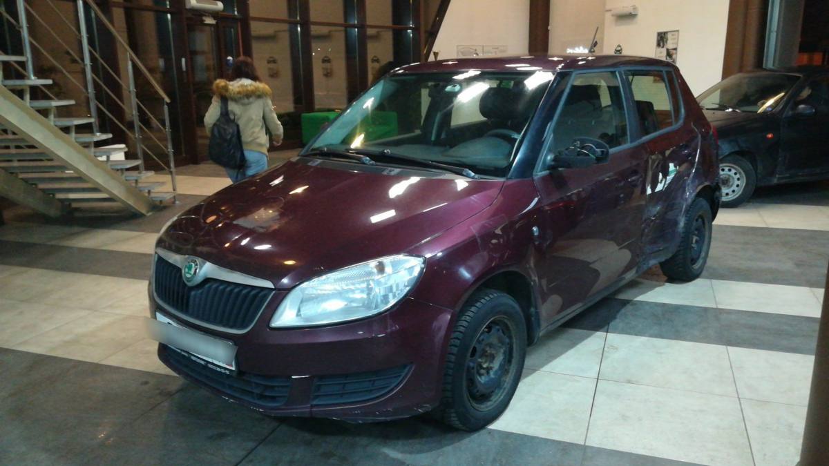 Skoda Fabia II Рестайлинг 1.6 MT (105 л.с.) [2011]