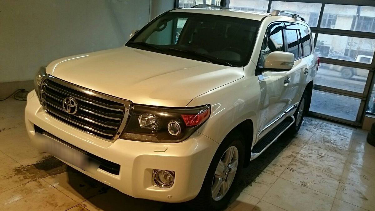Toyota Land Cruiser 200 Series