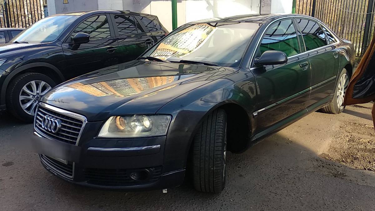 Audi A8 II (D3)