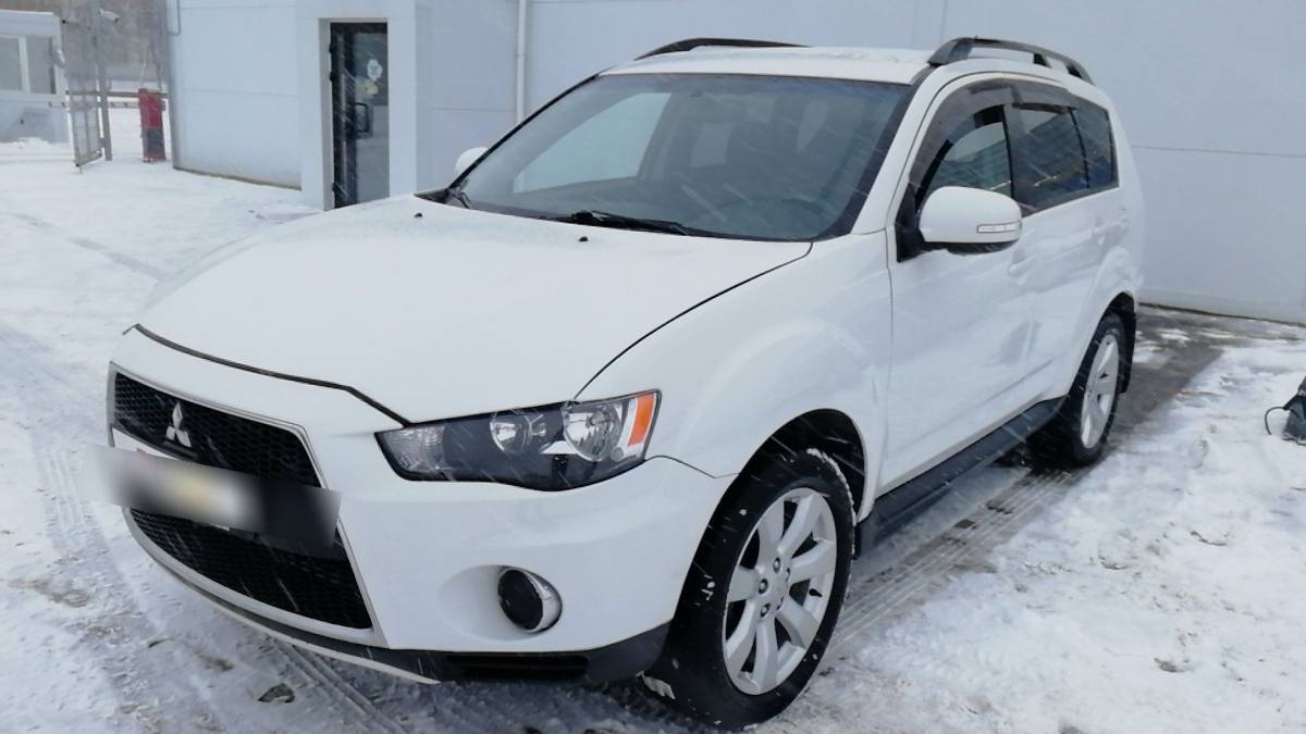 Mitsubishi Outlander II