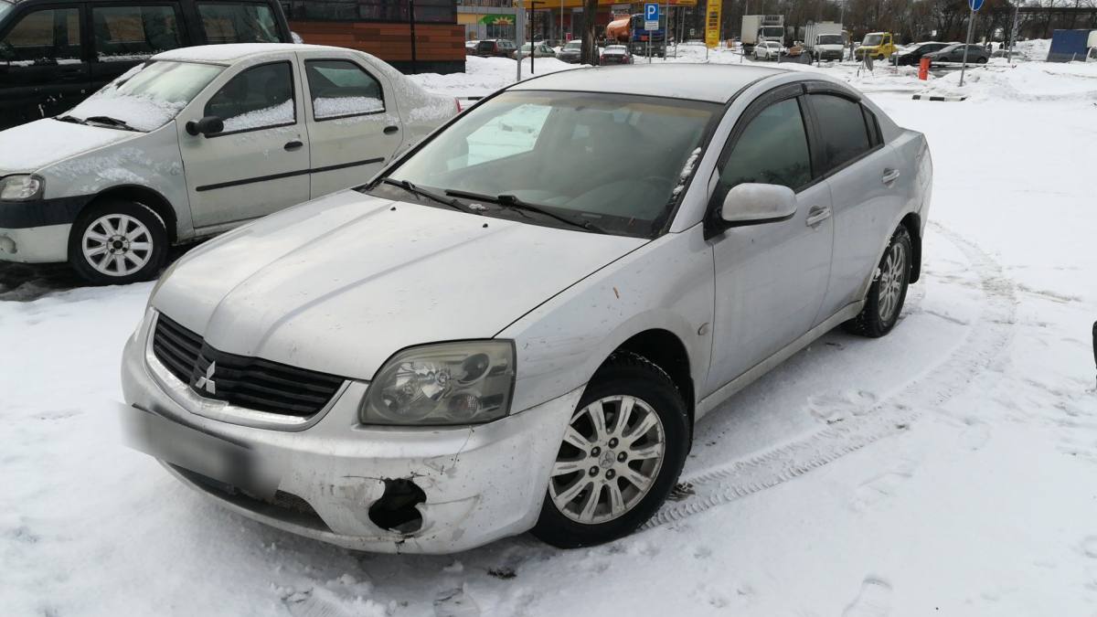Mitsubishi Galant IX