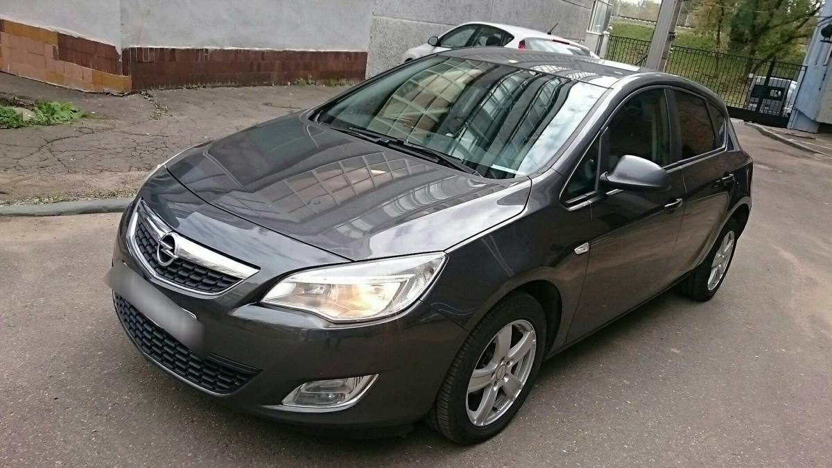 Opel Astra J