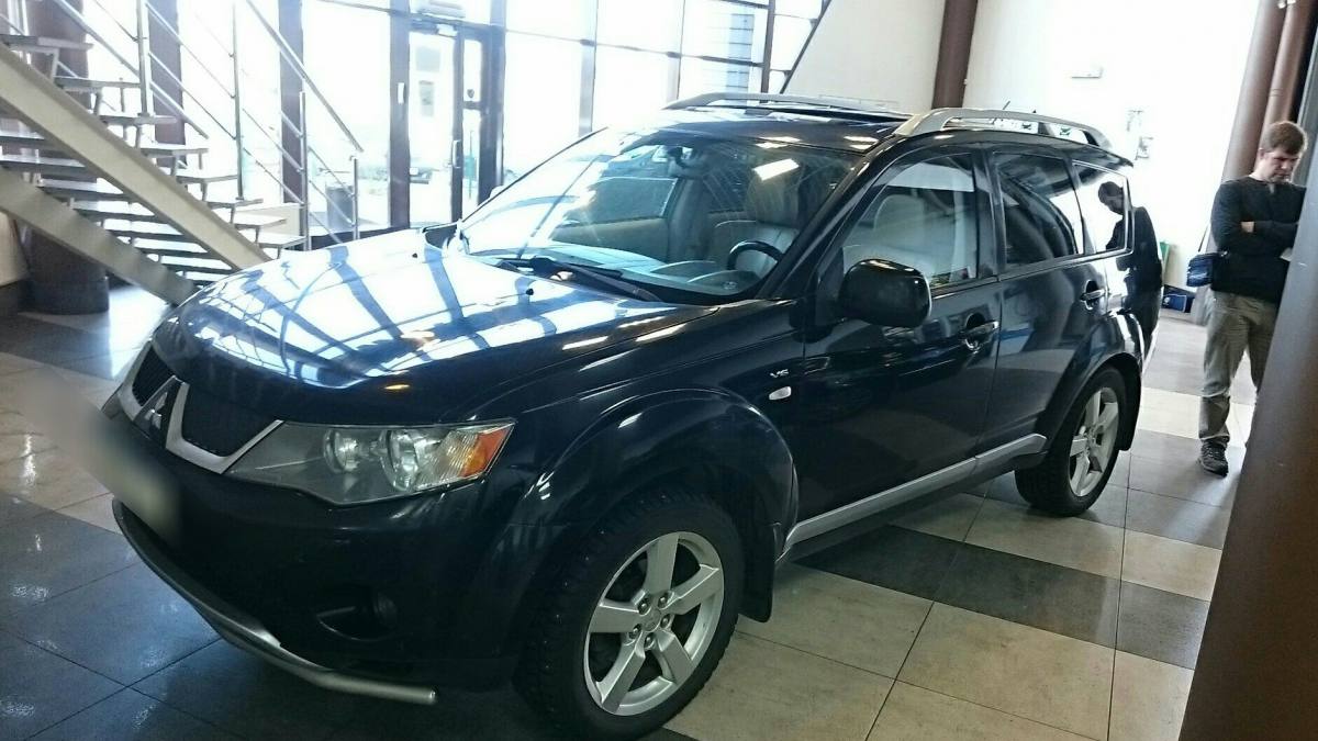 Mitsubishi Outlander II
