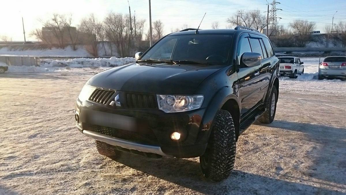Mitsubishi Pajero Sport II