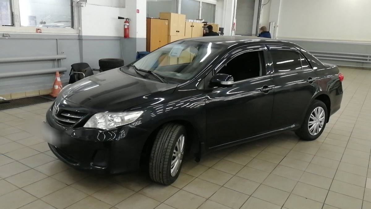 Toyota Corolla X (E140, E150) Рестайлинг