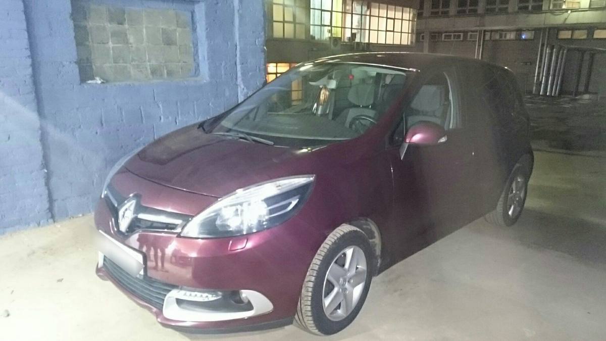 Renault Scenic III Рестайлинг 2 2.0 CVT (140 л.с.) [2013]