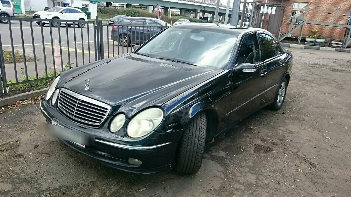 Mercedes-Benz E-klasse III (W211, S211)