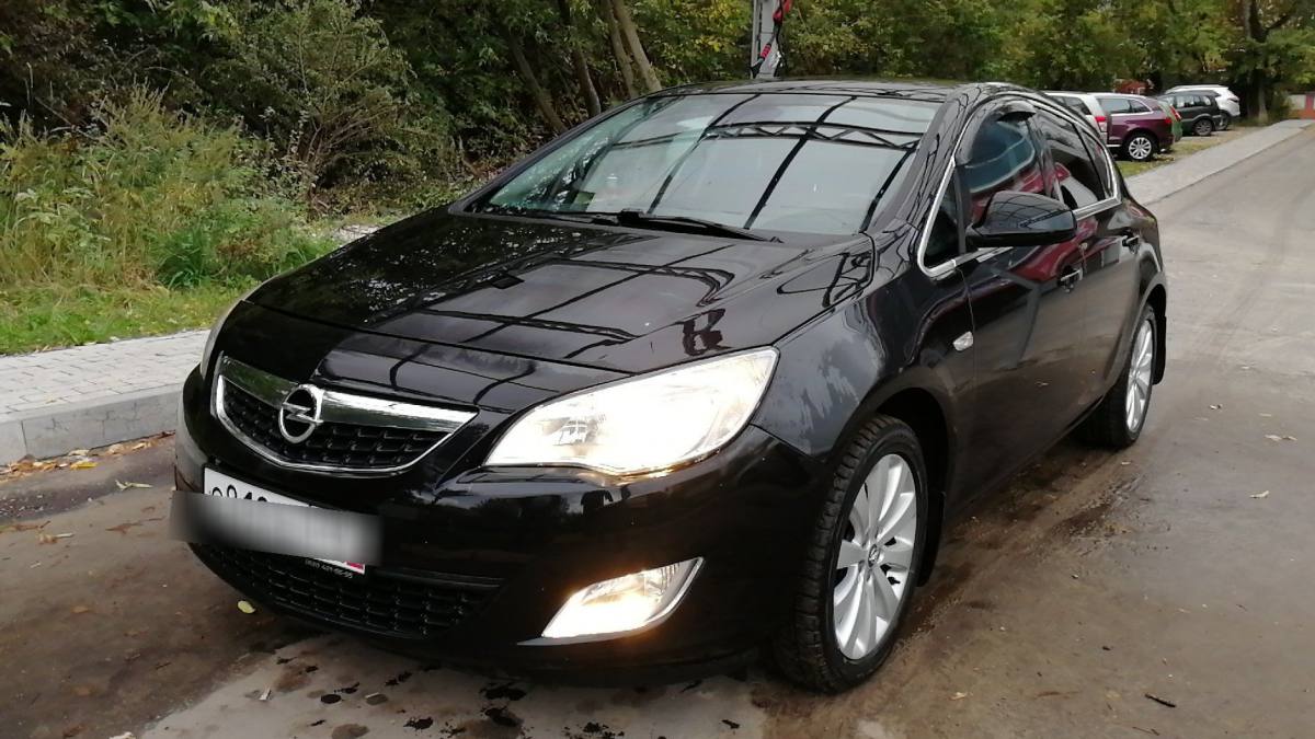 Opel Astra J