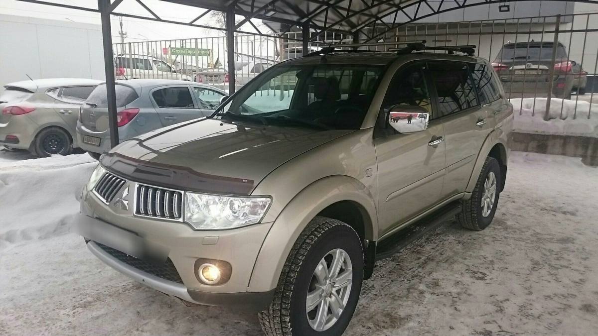Mitsubishi Pajero Sport II