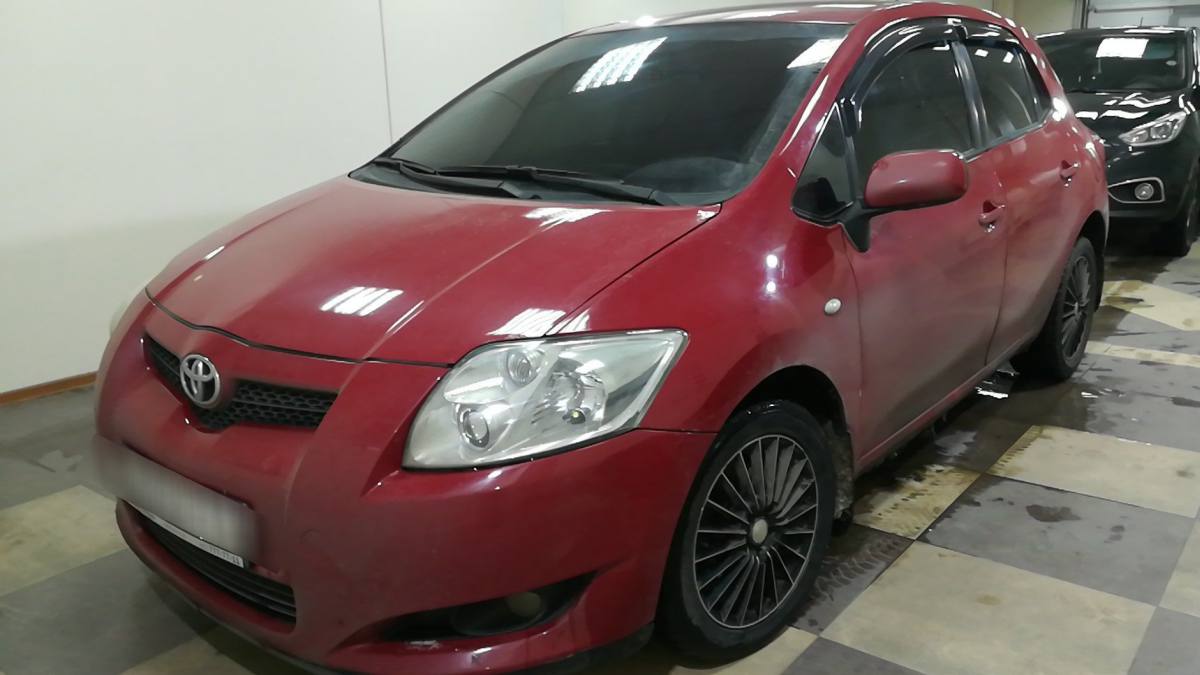Toyota Auris I