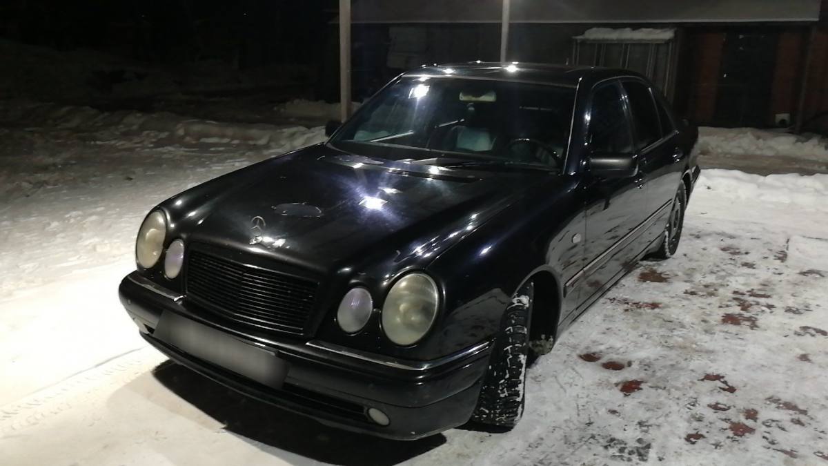 Mercedes-Benz E-klasse II (W210, S210)