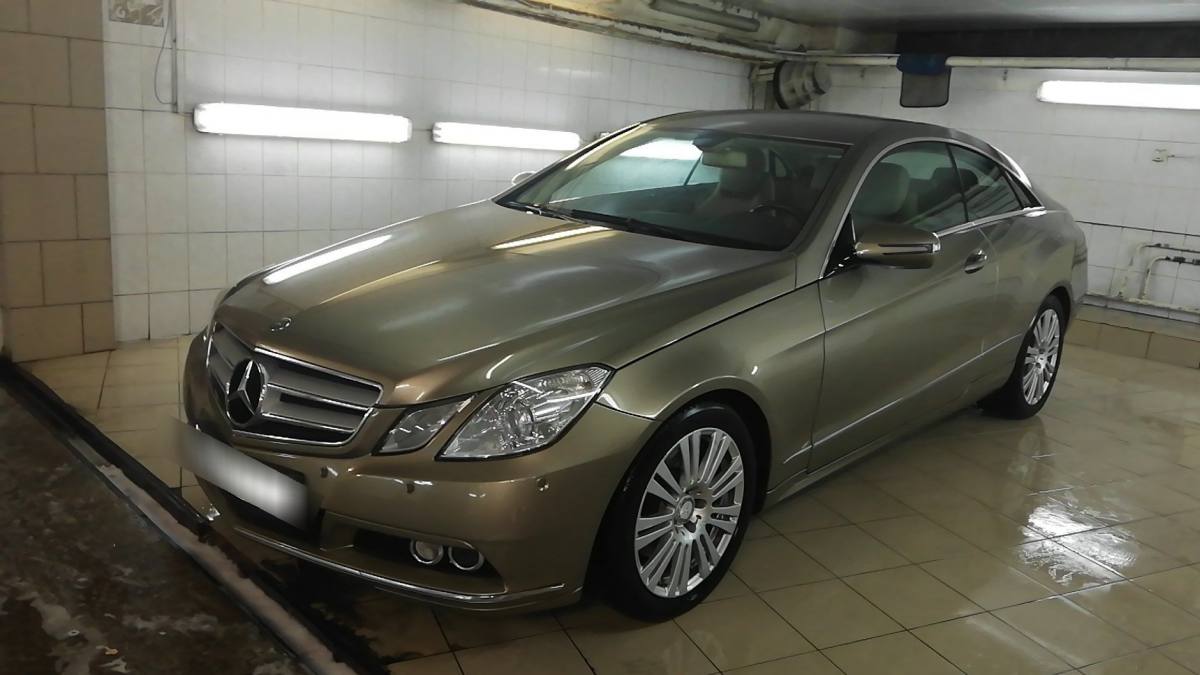 Mercedes-Benz E-klasse IV (W212, S212, C207)