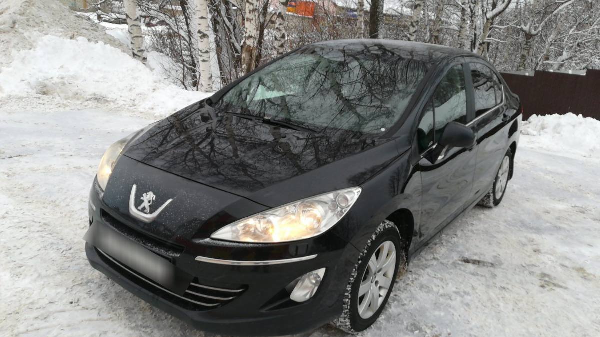 Peugeot 408