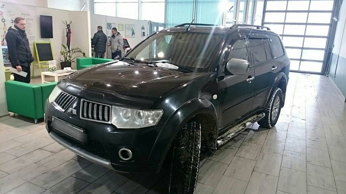 Mitsubishi Pajero Sport II