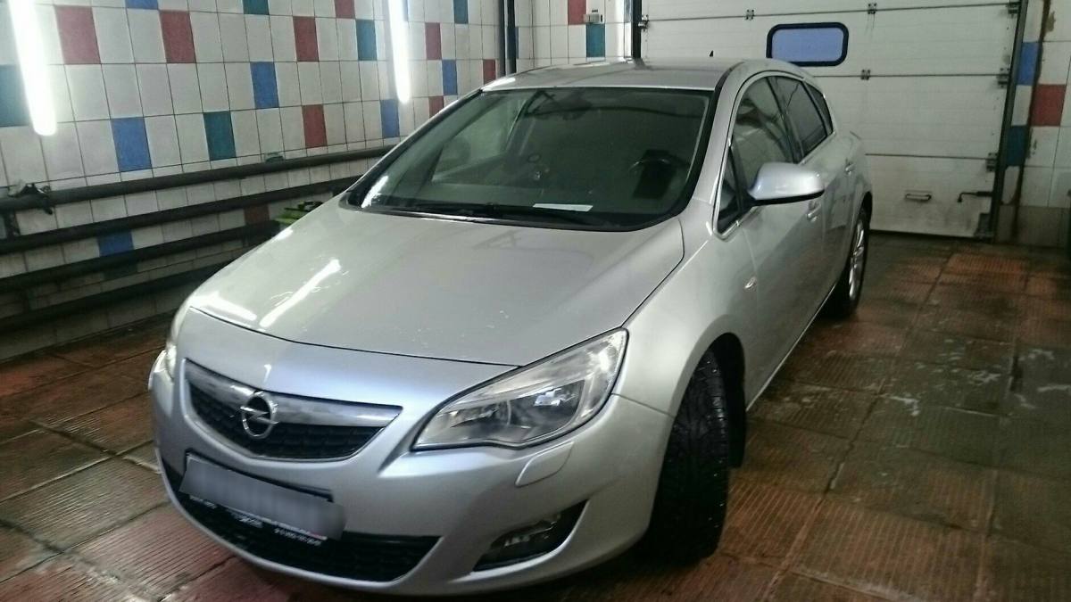 Opel Astra J