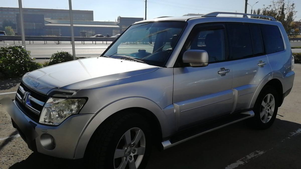 Mitsubishi Pajero IV