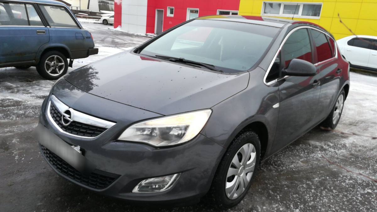 Opel Astra J