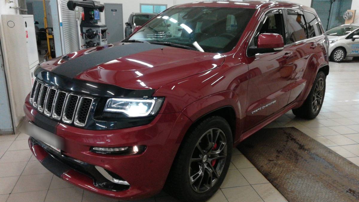 Jeep Grand Cherokee SRT8 II (WK2) Рестайлинг