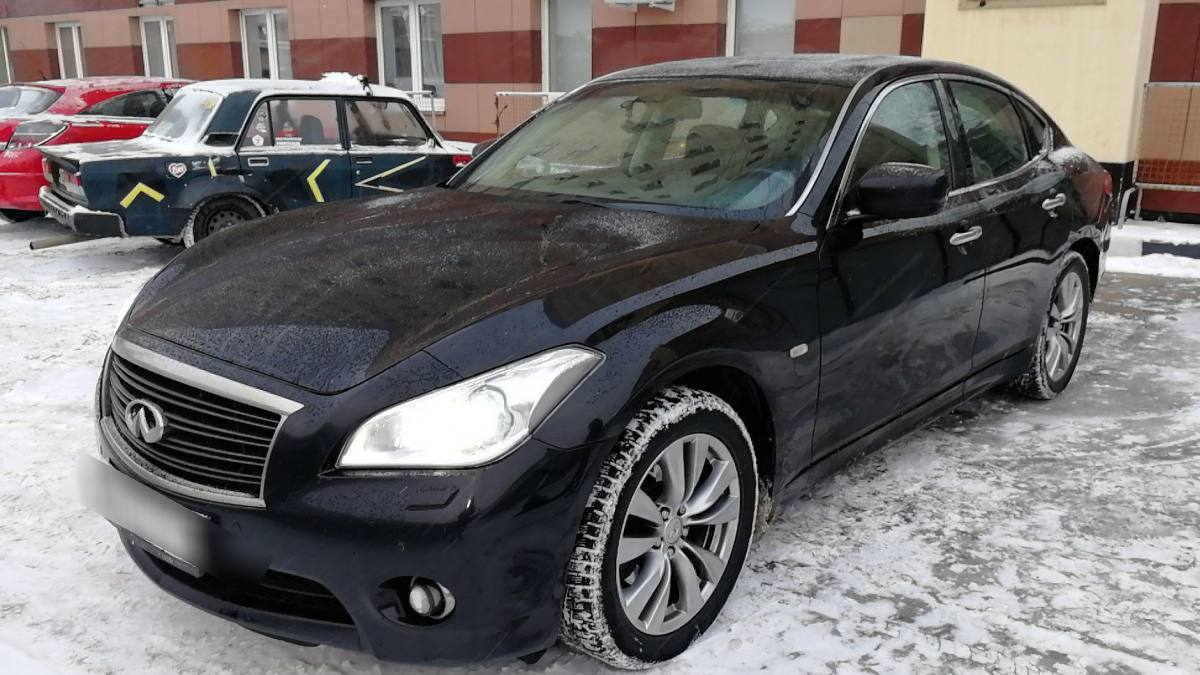 Infiniti M IV