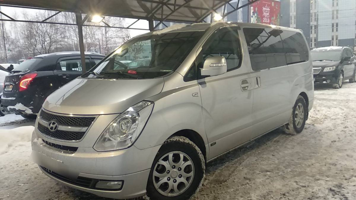 Hyundai Starex (H-1) II