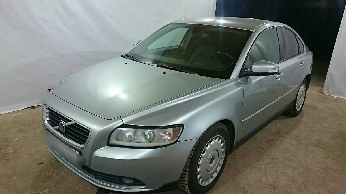 Volvo S40 II Рестайлинг 2.4 AT (140 л.с.) [2008]