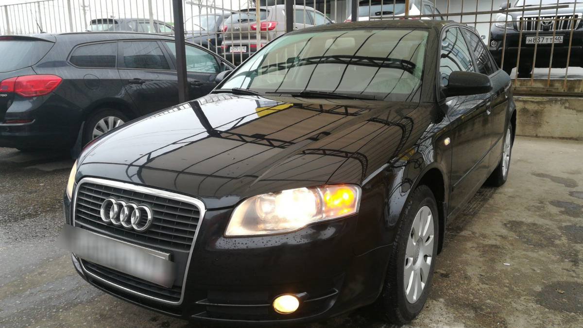 Audi A4 III (B7)