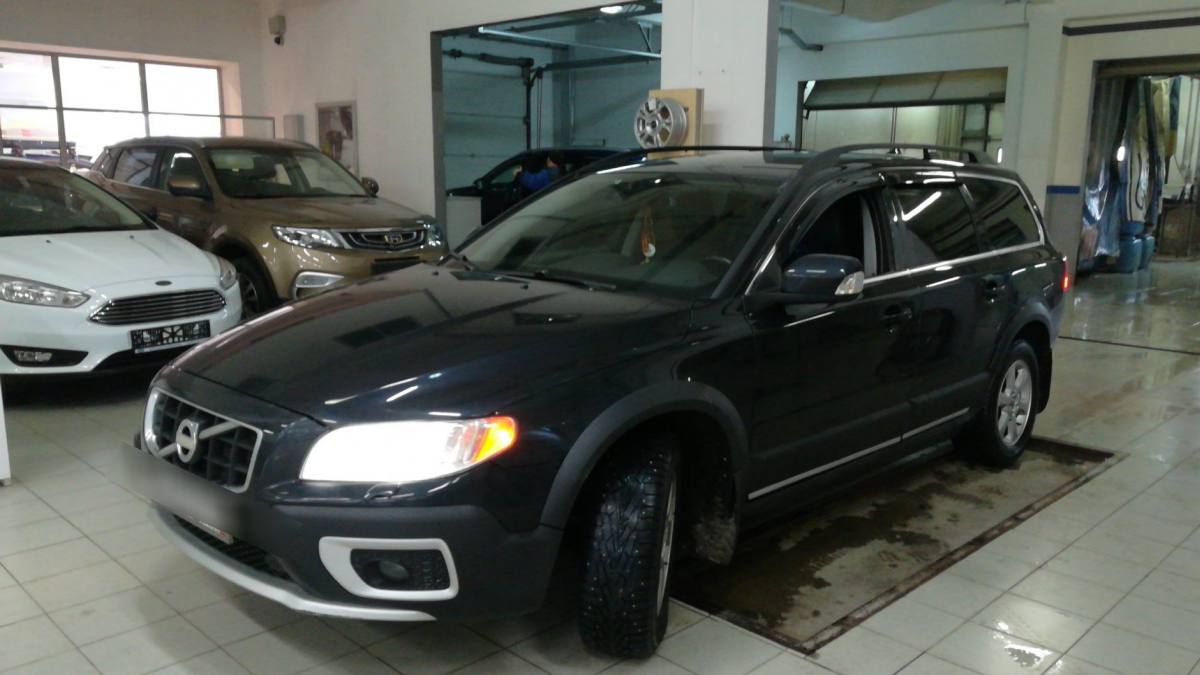 Volvo XC70 II