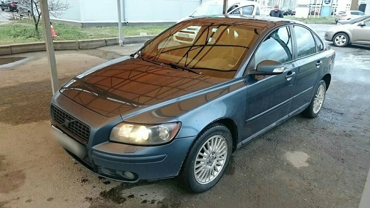 Volvo S40 II