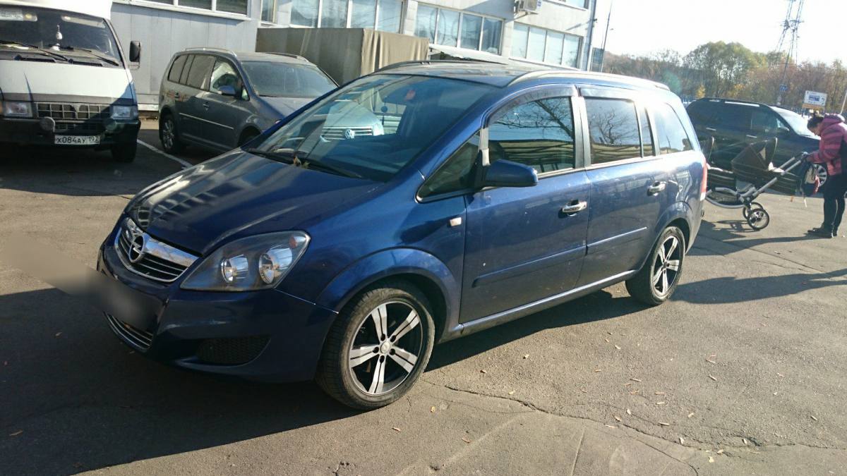 Opel Zafira B Рестайлинг