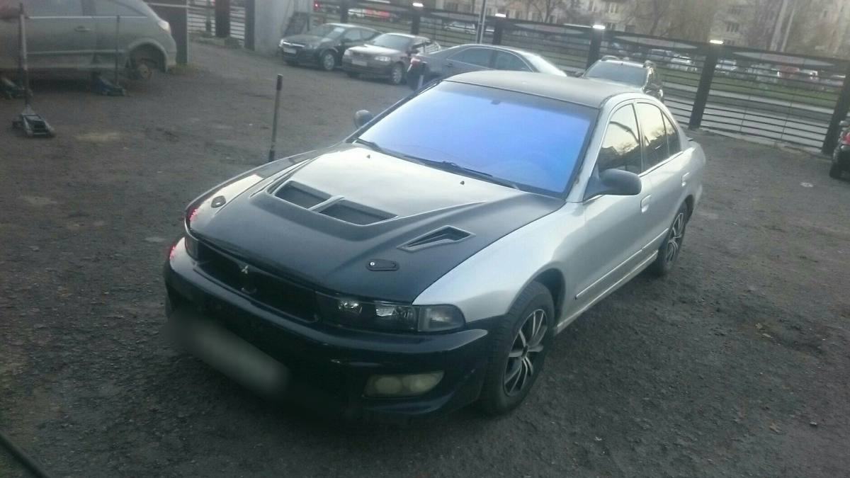 Mitsubishi Galant VIII